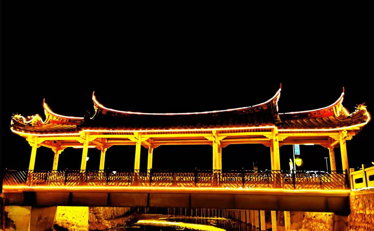 免電費景觀燈帶